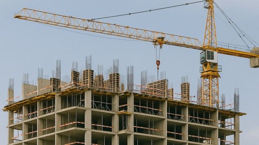 Более 32 тысяч жителей Сахалинская область переселили из аварийного жилья с 2019 года