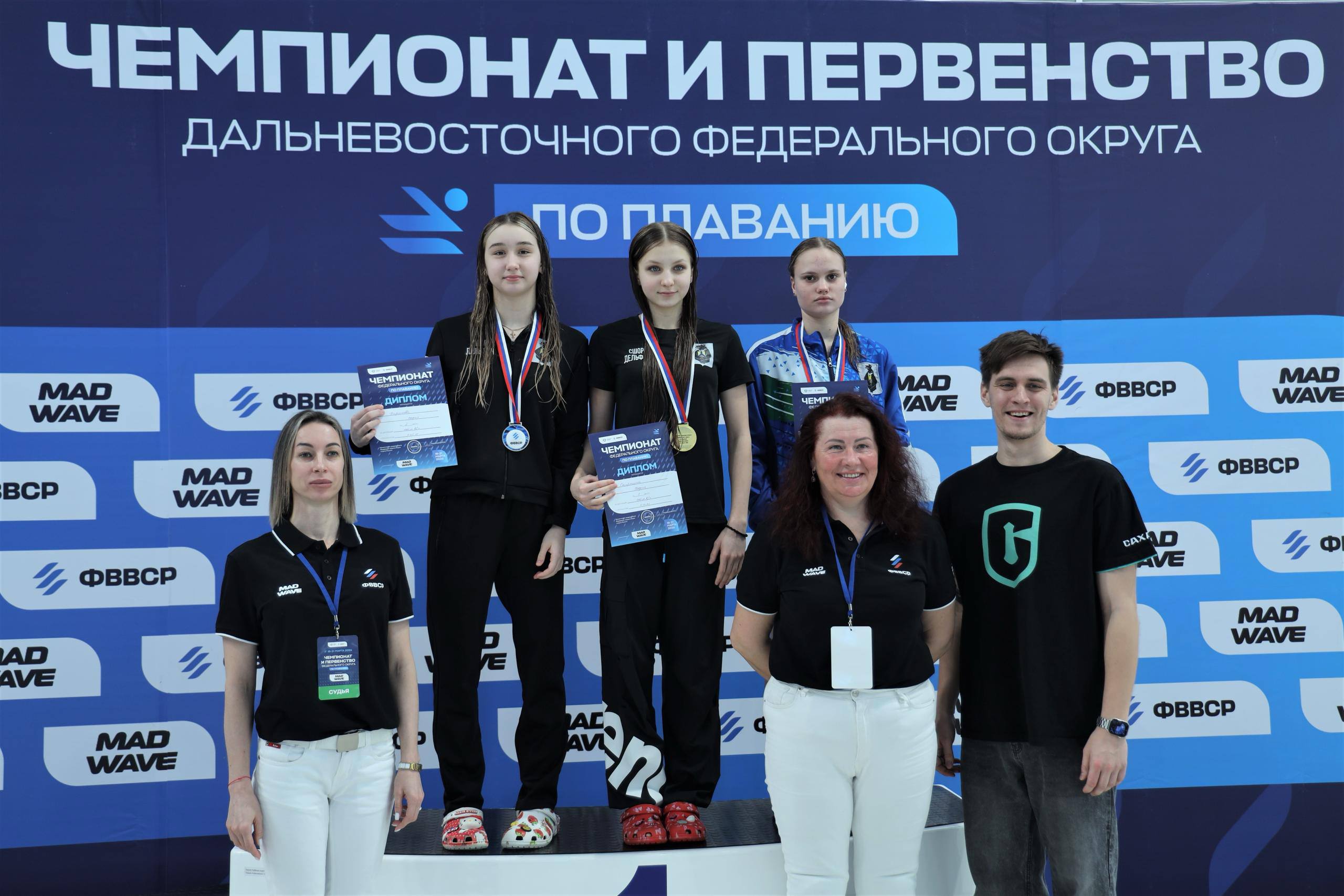 Сахалинские пловцы взяли пять медалей на чемпионате и первенстве ДФО