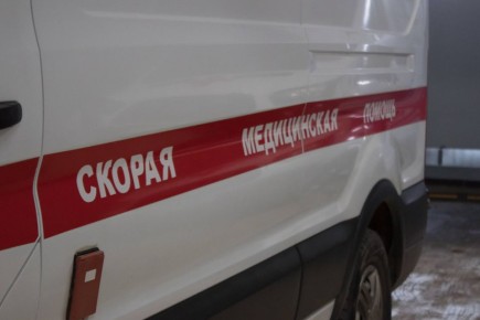 Наледь с крыши упала на подростка в Южно-Сахалинске