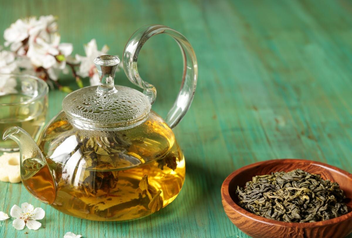 Как чрезмерное употребление зеленого чая влияет на здоровье