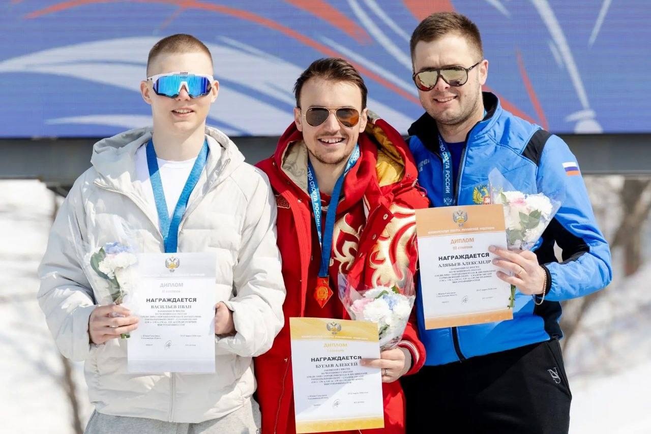 Ворончихина, Бугаев и Иващенко стали абсолютными чемпионами России по пара-горнолыжному спорту на Сахалине Ворончихина, Бугаев и Иващенко стали абсолютными чемпионами России по пара-горнолыжному спорту на Сахалине