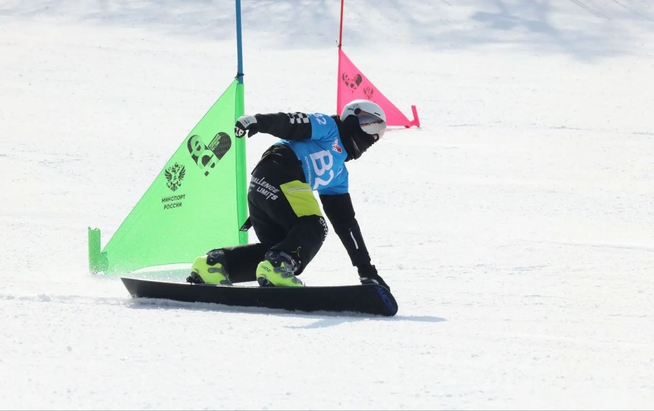 Сильнейшие сноубордисты Сахалина разыграли медали чемпионата области Сильнейшие сноубордисты Сахалина разыграли медали чемпионата области