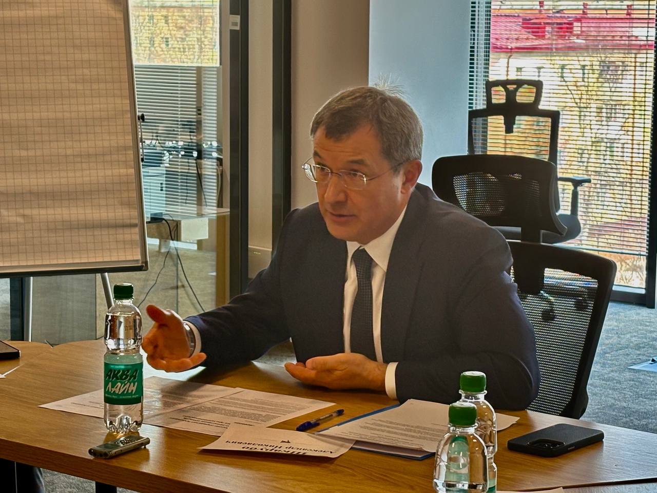 На Сахалине состоялся круглый стол «Цифровое детство без риска:как защитить сахалинских подростков от вовлечения в схему дропперства» На Сахалине состоялся круглый стол «Цифровое детство без риска:как защитить сахалинских подростков от вовлечения в схему дропперства»