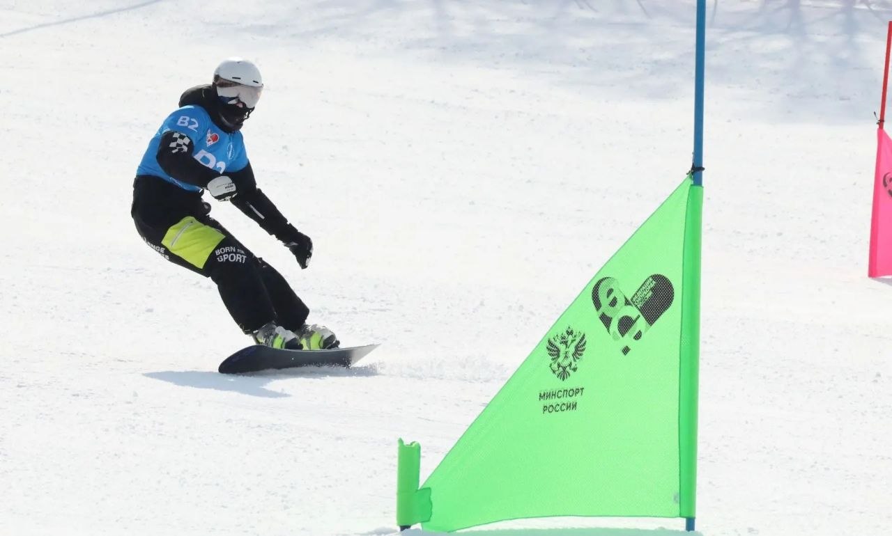 Сильнейшие сноубордисты Сахалина разыграли медали чемпионата области Сильнейшие сноубордисты Сахалина разыграли медали чемпионата области