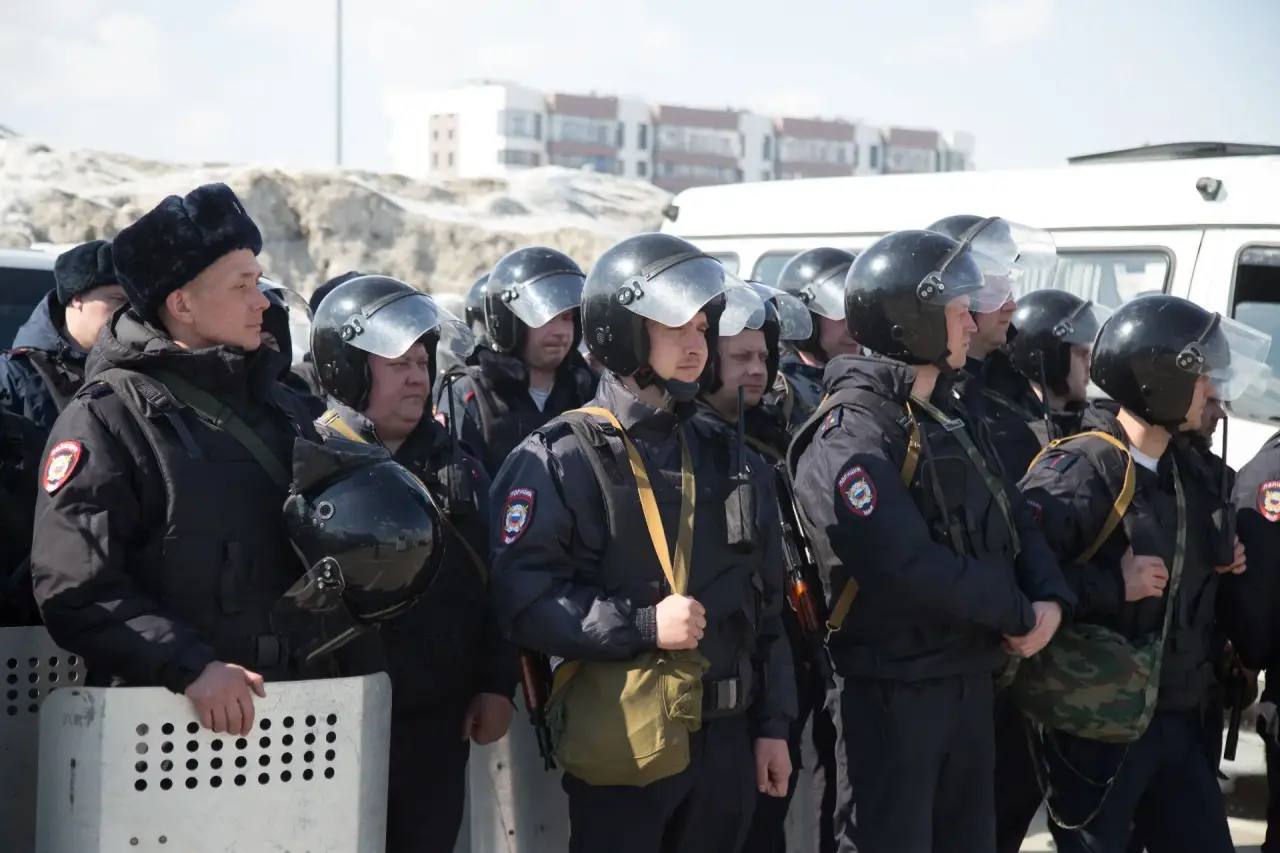 Под руководством оперативного штаба в Сахалинской области в порту «Пригородное» Корсаковского района прошли антитеррористические учения Под руководством оперативного штаба в Сахалинской области в порту «Пригородное» Корсаковского района прошли антитеррористические учения