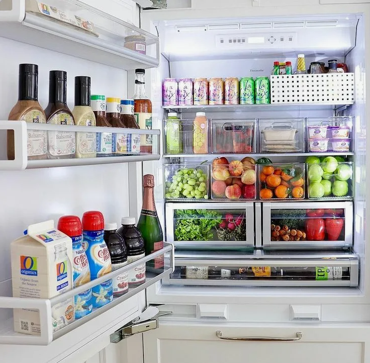 Идеальная организация: Как грамотно организовать полки и секции в холодильнике