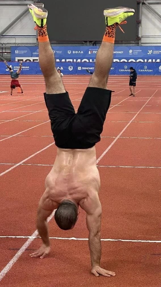 Более 60 сахалинцев испытали себя в функциональном многоборье на CrossFit Standup Games 2026 Более 60 сахалинцев испытали себя в функциональном многоборье на CrossFit Standup Games 2026