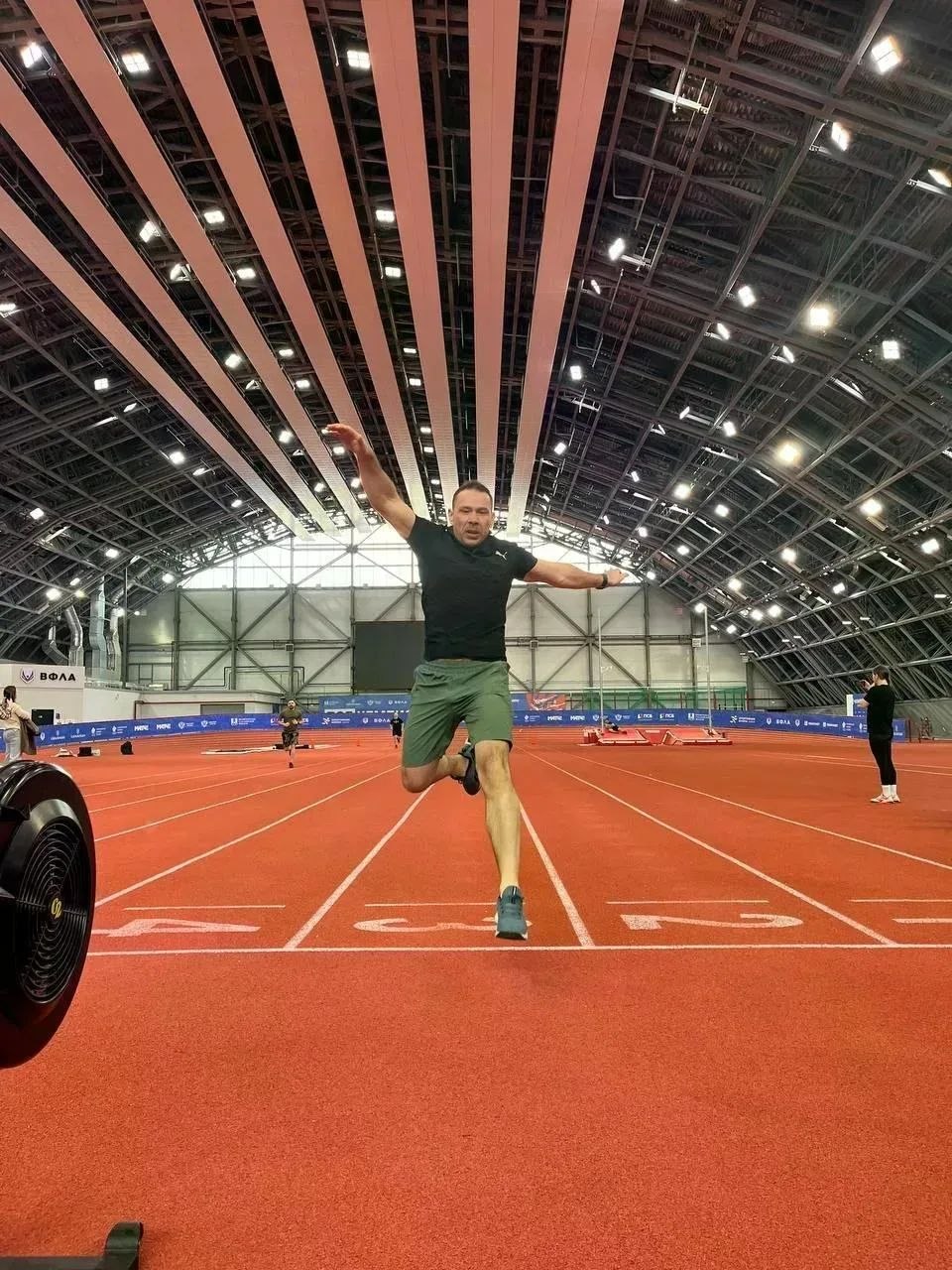 Более 60 сахалинцев испытали себя в функциональном многоборье на CrossFit Standup Games 2026 Более 60 сахалинцев испытали себя в функциональном многоборье на CrossFit Standup Games 2026