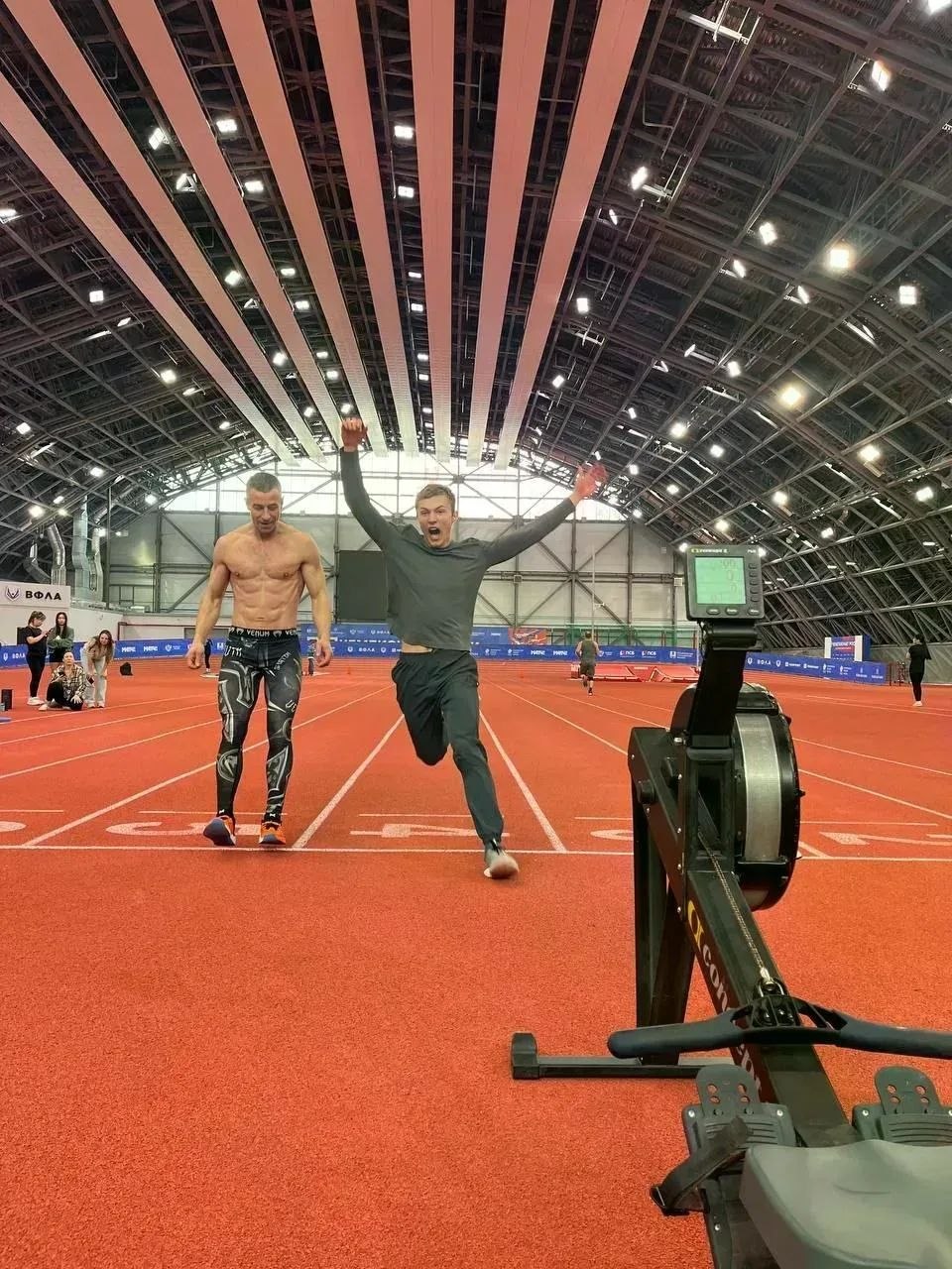 Более 60 сахалинцев испытали себя в функциональном многоборье на CrossFit Standup Games 2026 Более 60 сахалинцев испытали себя в функциональном многоборье на CrossFit Standup Games 2026