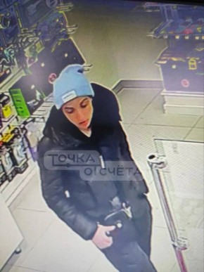 В Южно-Сахалинске девушка ушла из аптеки, не оплатив косметику