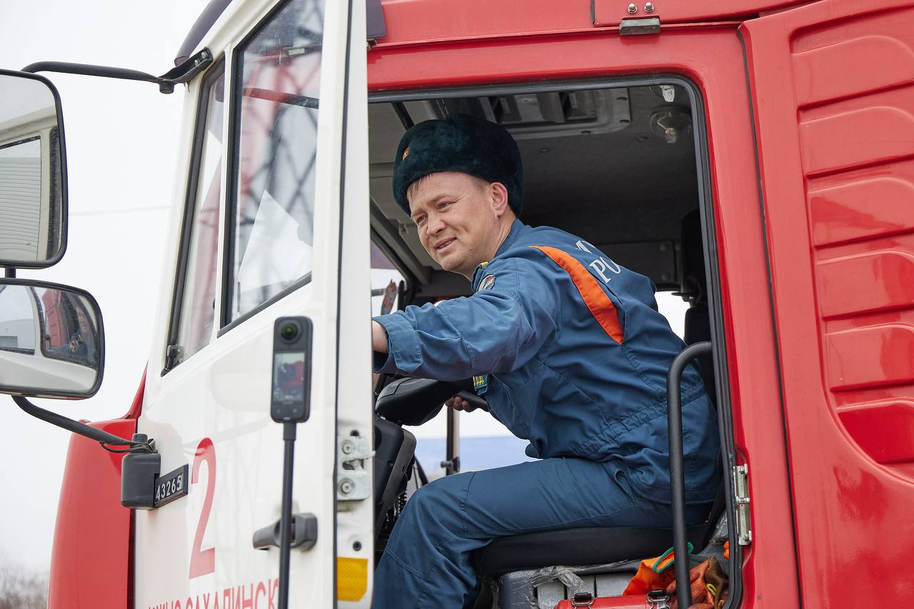 Сергей Надсадин: Друзья! Начало апреля выдалось насыщенным – стартовала генеральная уборка Южно-Сахалинска, наращиваем темпы ямочного ремонта и приводим в порядок грунтовые дороги в частном секторе Сергей Надсадин: Друзья! Начало апреля выдалось насыщенным – стартовала генеральная уборка Южно-Сахалинска, наращиваем темпы ямочного ремонта и приводим в порядок грунтовые дороги в частном секторе