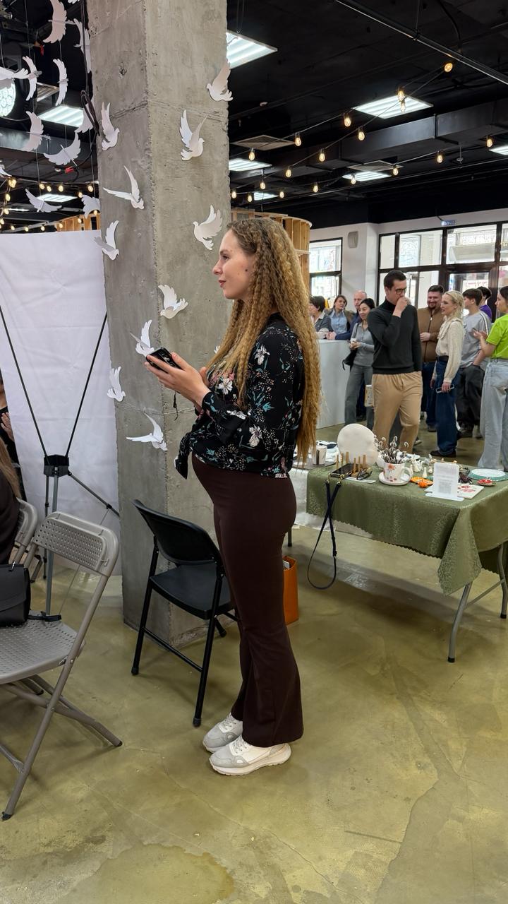 Сегодня, во Всероссийский день беременных, в южно-сахалинской арт-резиденции «Маяк» прошёл праздник в рамках регионального проекта «Счастливое материнство» Сегодня, во Всероссийский день беременных, в южно-сахалинской арт-резиденции «Маяк» прошёл праздник в рамках регионального проекта «Счастливое материнство»