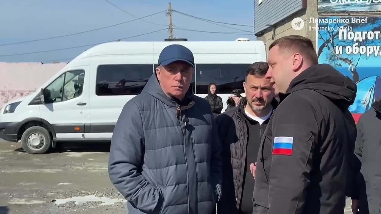 Валерий Лимаренко: Рабочую поездку в Невельский район начал с контроля за текущим ремонтом дорог