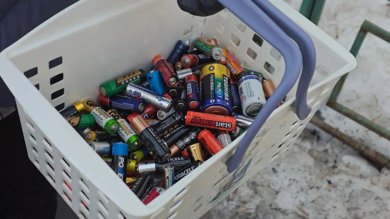 Воспитанники южносахалинского детсада «Полянка» собрали почти 7 кг батареек для переработки Воспитанники южносахалинского детсада «Полянка» собрали почти 7 кг батареек для переработки