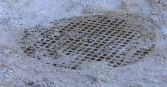 Предприятие из Охи наказали за травмы слесаря в колодце с кипятком