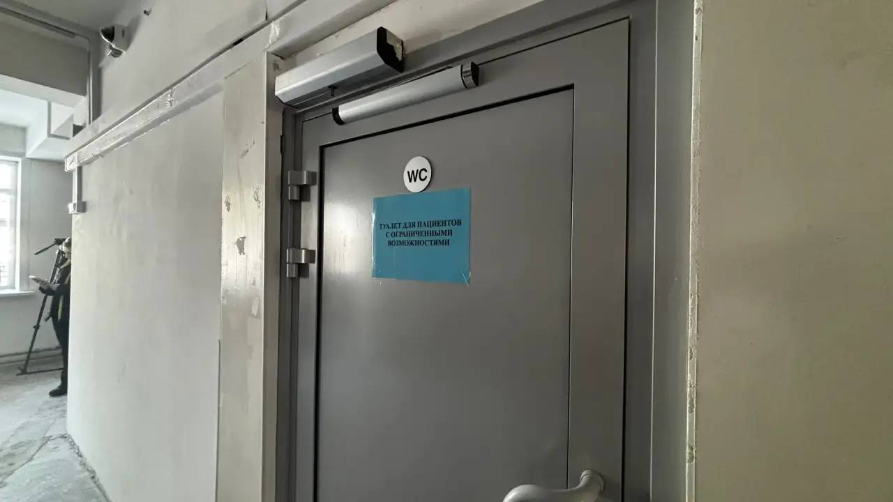 Ремонт одного из блоков 2 корпуса Центральной поликлиники в Южно-Сахалинске завершат до конца лета Ремонт одного из блоков 2 корпуса Центральной поликлиники в Южно-Сахалинске завершат до конца лета