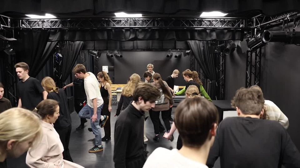 ������ ������������ ��������� ����� ������ ������ � ����-���������� ������� � ������ ����������� �� ������-������������� ��� ������������