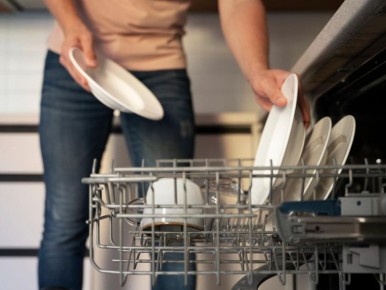 Как выбрать идеальное моющее средство для посудомоечной машины