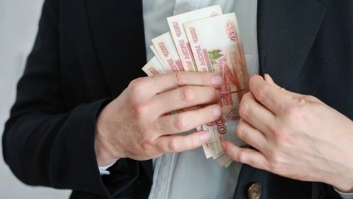 Сахалин вошёл в число лидеров по зарплатам в России