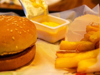 Сонливость после обеда: легкие советы от терапевта