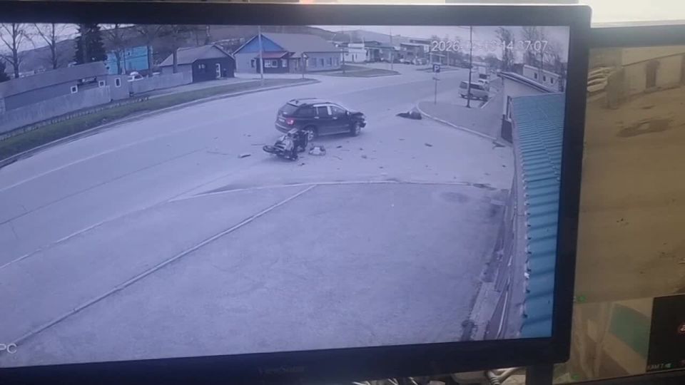 Появилось видео жуткого ДТП с участием мотоцикла в Южно-Сахалинске