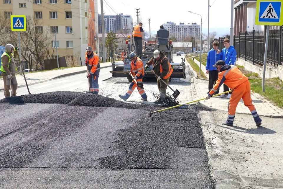Общественный контроль: как волонтёры следят за качеством ремонта дорог в Южном Общественный контроль: как волонтёры следят за качеством ремонта дорог в Южном