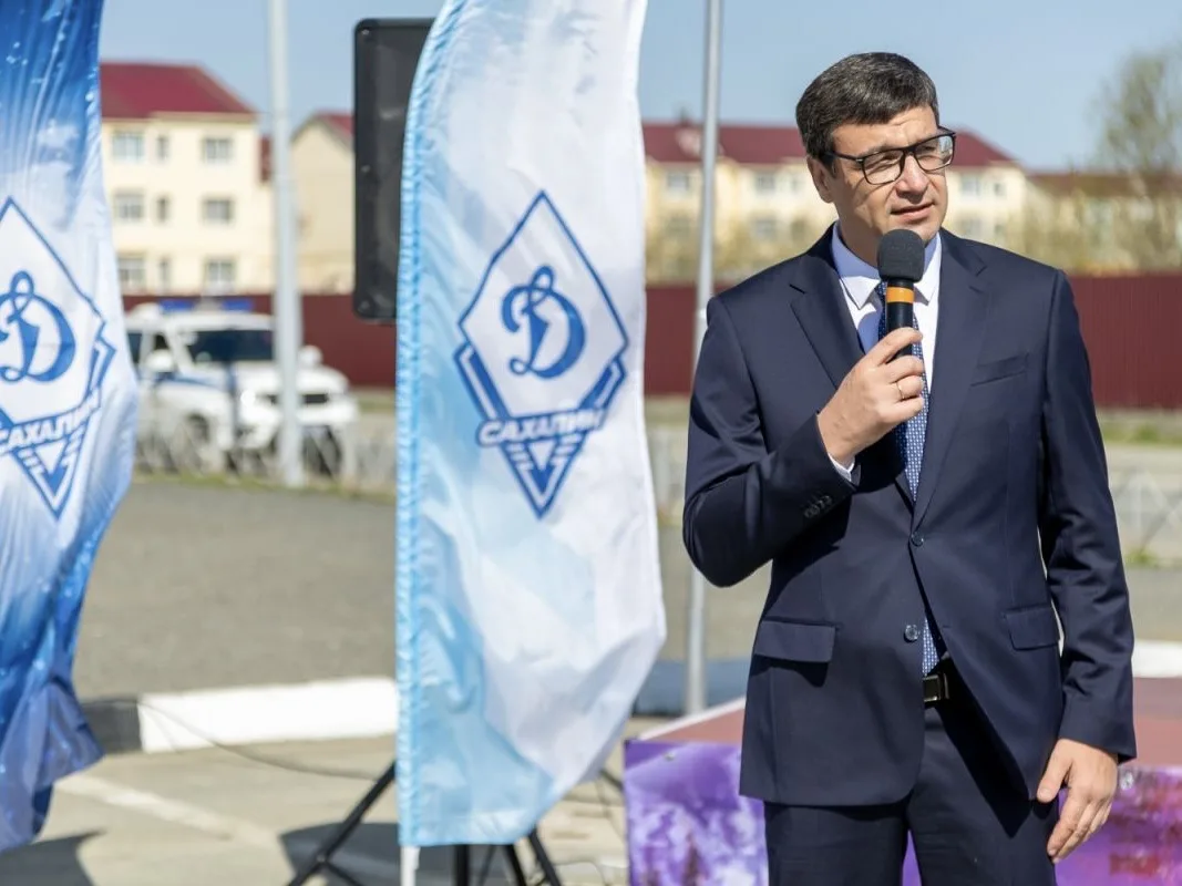 В Южно-Сахалинске торжественно открыли улицу 100-летия «Динамо» В Южно-Сахалинске торжественно открыли улицу 100-летия «Динамо»