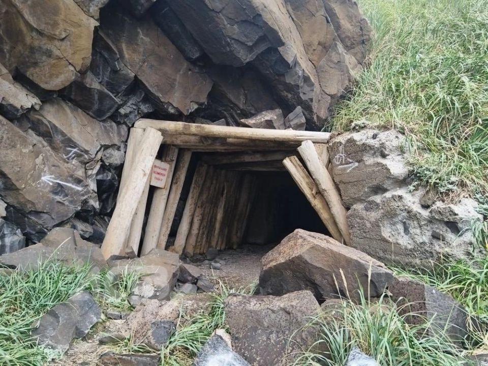 На Сахалине закрывают каторжный тоннель на мысе Жонкиер