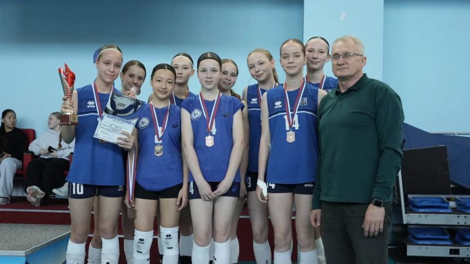 «Олимпийские надежды» завершились победами «Факела-2» и «Вертикали» «Олимпийские надежды» завершились победами «Факела-2» и «Вертикали»