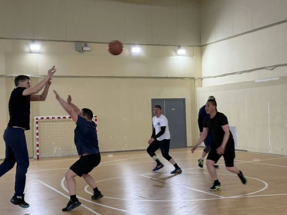 Сахалинские областная Дума и минспорта выиграли этап Спартакиады по баскетболу 3х3 Сахалинские областная Дума и минспорта выиграли этап Спартакиады по баскетболу 3х3