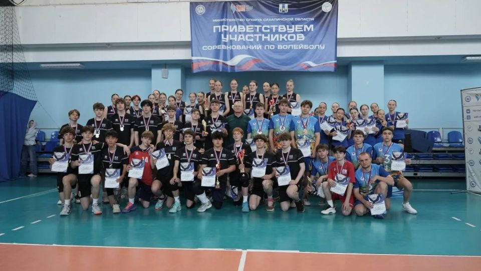 «Олимпийские надежды» завершились победами «Факела-2» и «Вертикали» «Олимпийские надежды» завершились победами «Факела-2» и «Вертикали»