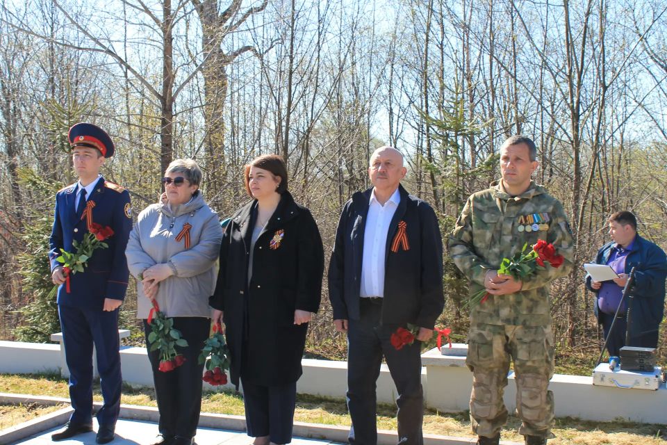 Руководитель Поронайского межрайонного следственного отдела принял участие в открытии «Вахты памяти»