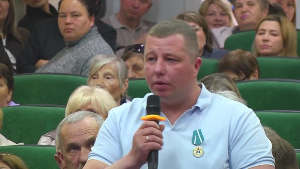 Валерий Лимаренко: Ряд обращений касался состояния улично-дорожной сети