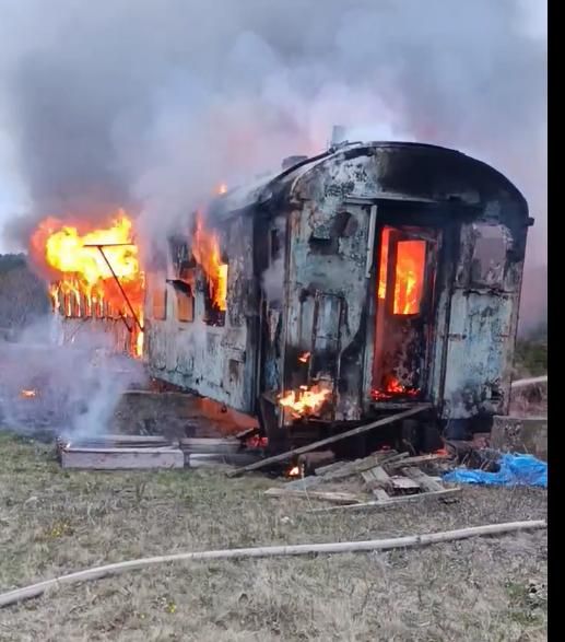 В Новиково во время пожара погиб мужчина В Новиково во время пожара погиб мужчина