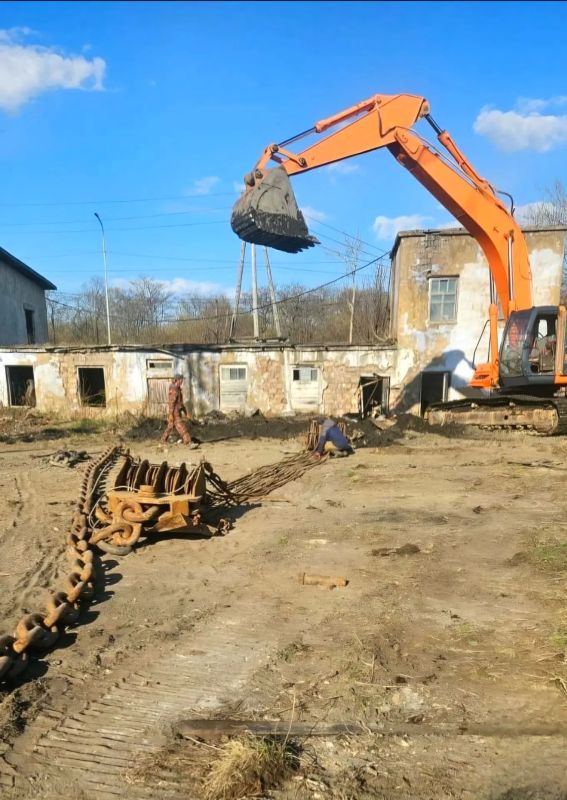 В Томаринском районе приступили к удалению затонувших судов В Томаринском районе приступили к удалению затонувших судов
