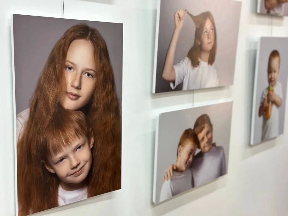 В Южно-Сахалинске открылась солнечная фотовыставка «Рыжие люди»! В Южно-Сахалинске открылась солнечная фотовыставка «Рыжие люди»!