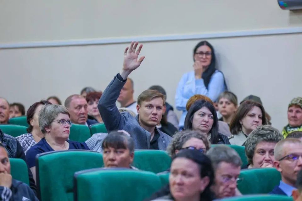 Елена Касьянова вместе с губернатором области посетила Смирныховский район Елена Касьянова вместе с губернатором области посетила Смирныховский район