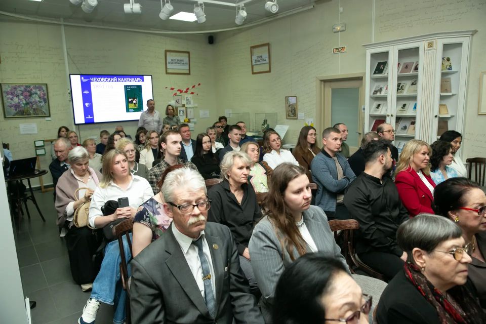 «Лучший редакционный проект» — в такой номинации победил проект «ОТВ Сахалин» «Энергия победы» в Чеховском конкурсе за 2025 год «Лучший редакционный проект» — в такой номинации победил проект «ОТВ Сахалин» «Энергия победы» в Чеховском конкурсе за 2025 год