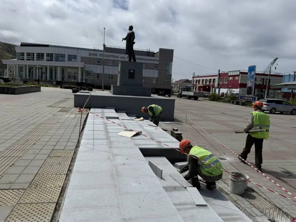 Благоустройство сразу двух объектов завершат в Невельске к июлю