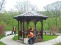 Южный готовится к лету. Коммунальные службы продолжают приводить в порядок скверы и общественные пространства города
