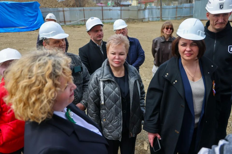 Елена Касьянова вместе с губернатором области посетила Смирныховский район Елена Касьянова вместе с губернатором области посетила Смирныховский район