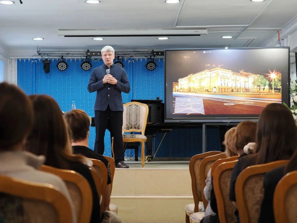 Шаг в большое будущее: в ЮжноСахалинске прошли важные события для студентов и педагогов Шаг в большое будущее: в ЮжноСахалинске прошли важные события для студентов и педагогов