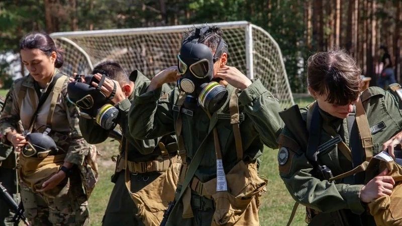 Центр «Воин» запустил курсы «Время юных героев»: от базовых навыков до профессионального мастерства Центр «Воин» запустил курсы «Время юных героев»: от базовых навыков до профессионального мастерства