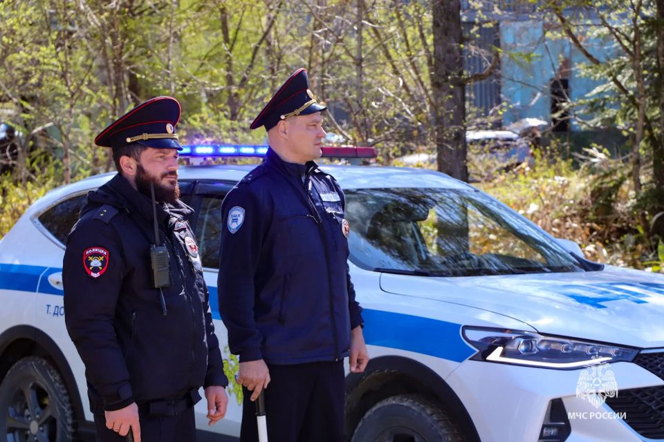 Сотрудники МЧС Сахалина приняли участие в совместном антитеррористическом учении Сотрудники МЧС Сахалина приняли участие в совместном антитеррористическом учении