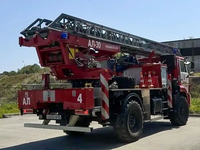 В рамках тренировки огнеборцы потушили газовую котельную в Корсакове В рамках тренировки огнеборцы потушили газовую котельную в Корсакове