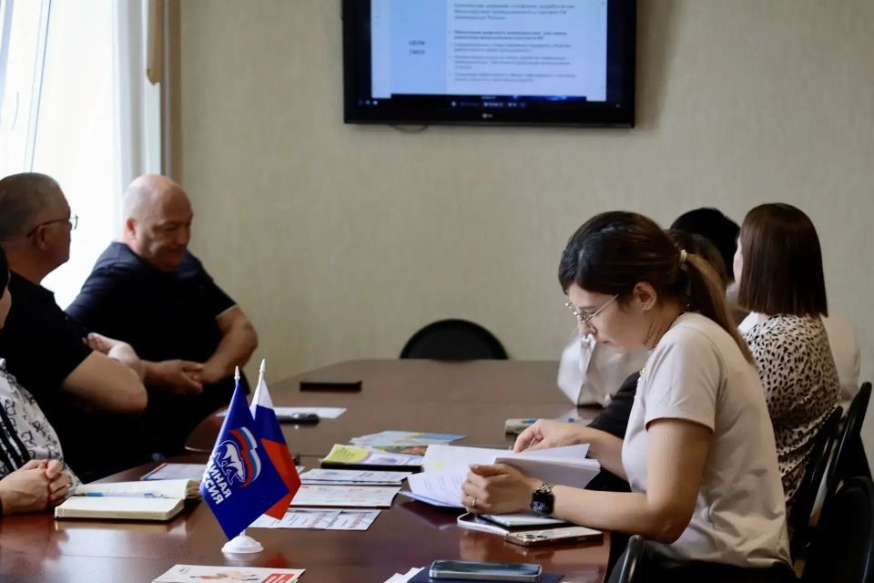 Прокуратурой Томаринского района принято участие в форуме предпринимателей Прокуратурой Томаринского района принято участие в форуме предпринимателей