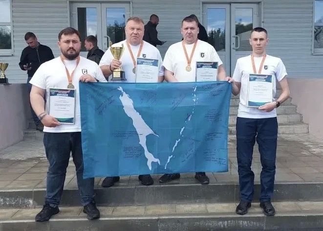Команда Сахалинской области заняла третье место в шестых Открытых соревнованиях операторов телеуправляемых необитаемых подводных аппаратов (ТНПА) МЧС России, которые прошли в период с 25 по 30 мая в подмосковном Ногинске на... Команда Сахалинской области заняла третье место в шестых Открытых соревнованиях операторов телеуправляемых необитаемых подводных аппаратов (ТНПА) МЧС России, которые прошли в период с 25 по 30 мая в подмосковном Ногинске на...