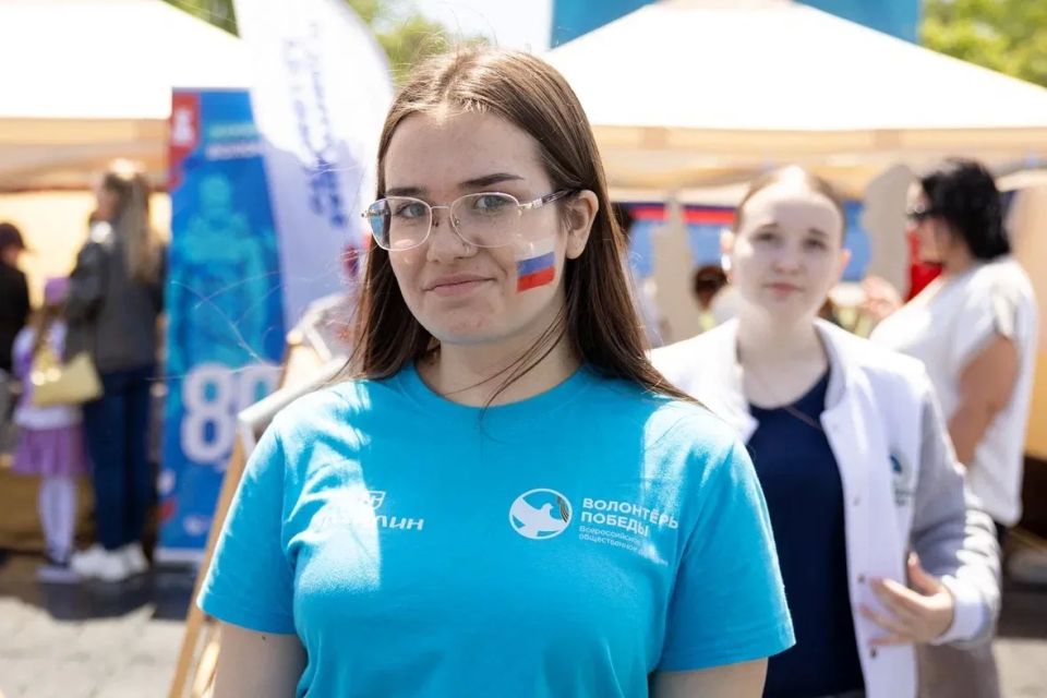 В День России в городском парке имени Ю. А. Гагарина прошёл фестиваль «Сила единства народов» В День России в городском парке имени Ю. А. Гагарина прошёл фестиваль «Сила единства народов»