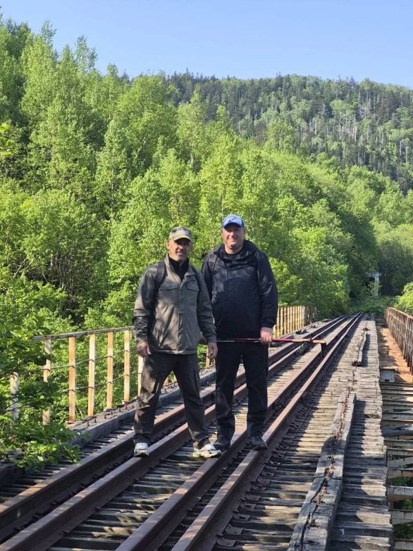 Сахалинские депутаты оценили туристический маршрут до Чёртового и Ведьминого мостов Сахалинские депутаты оценили туристический маршрут до Чёртового и Ведьминого мостов
