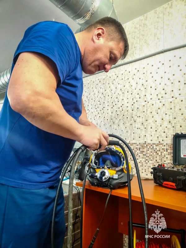 #ЛицаМЧС: Дмитрий Казаков — спасатель 1го класса, водолаз и почетный донор России #ЛицаМЧС: Дмитрий Казаков — спасатель 1го класса, водолаз и почетный донор России